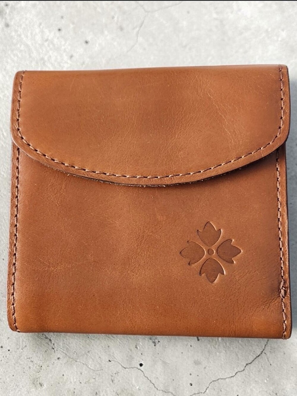 Patricia Nash Leather Reiti Bifold Wallet With Kiss Lock Frame Pocket